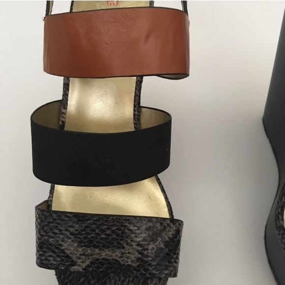 Tri-color snake print wedge sandals (Brand New) - Picture 4 of 12